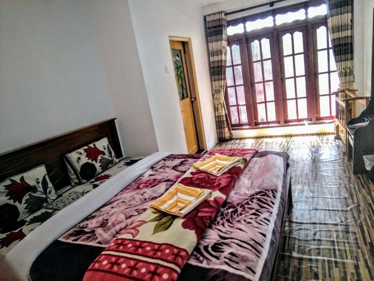 Travellers Nest Inn Nuwara Eliya Exterior photo